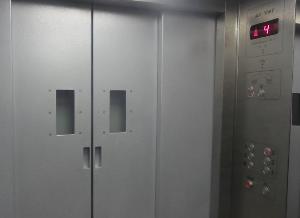Дистанционно - открытие группы лифтеров